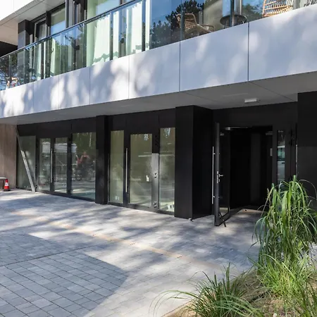 Shellter Flora By Renters Prestige * 洛格沃