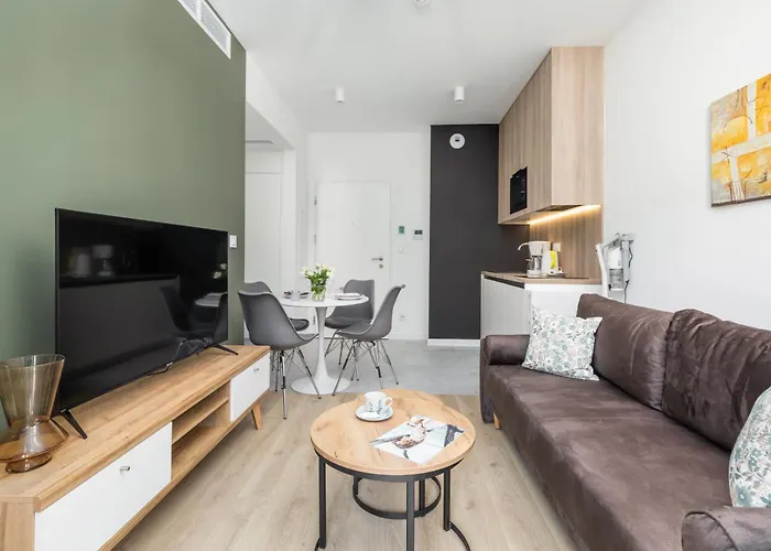 Shellter Flora By Renters Prestige * ロゴボ